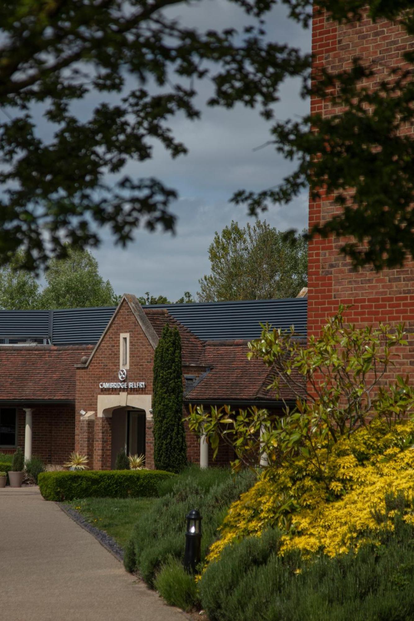 Cambridge Belfry Hotel & Spa Cambourne Exterior foto